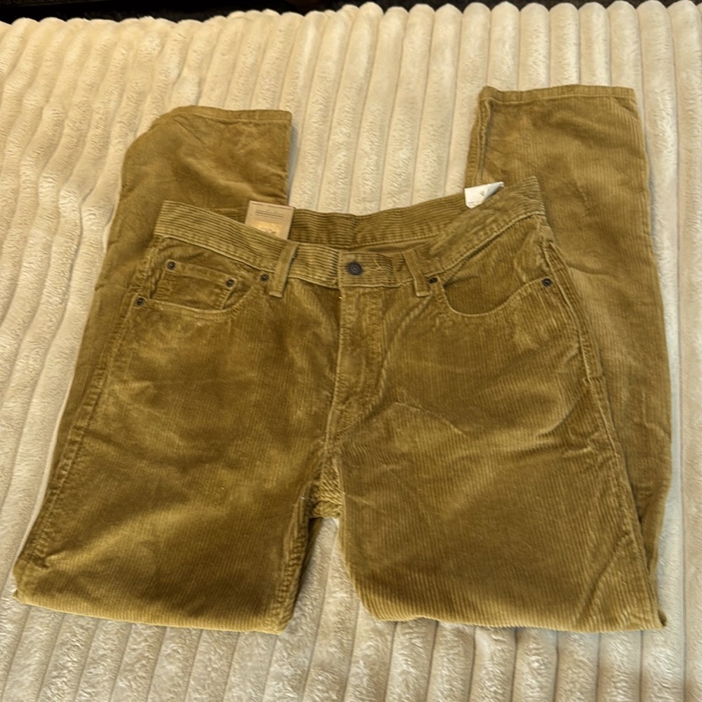 Levi’s women’s slim fit gold/tan corduroy five pocket pants